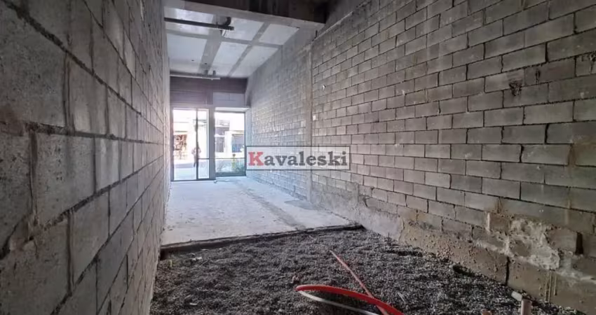 ** loja comercial para a locação de esquina com a avenida do cursino.