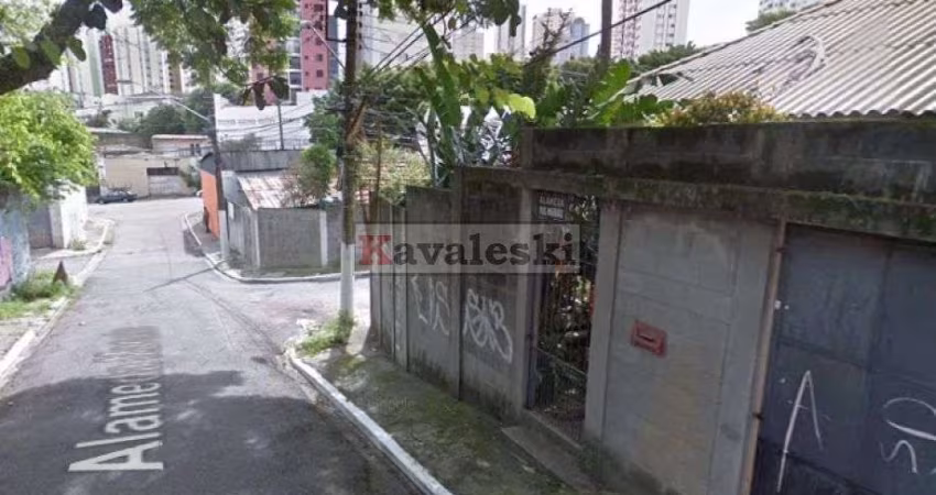 Casa Térrea no Planalto Paulista p/ Investidor. Casa Antiga. Confira!!!