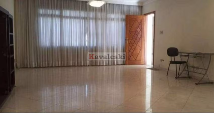 Sobrado com 4 Quartos e 2 banheiros à Venda, 300 m²