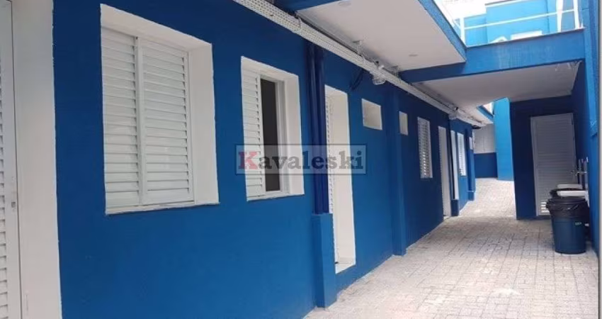Imóvel totalmente reformado com 28 kitnets à 150 metros do Metrô Ana Rosa