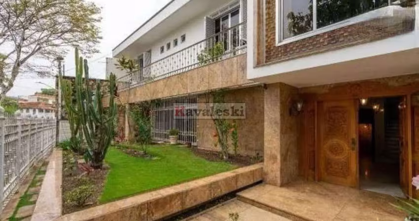 Sobrado maravilhoso com piscina- 4 dormitórios 2 suites 4 vagas - quintal grande , imperdível