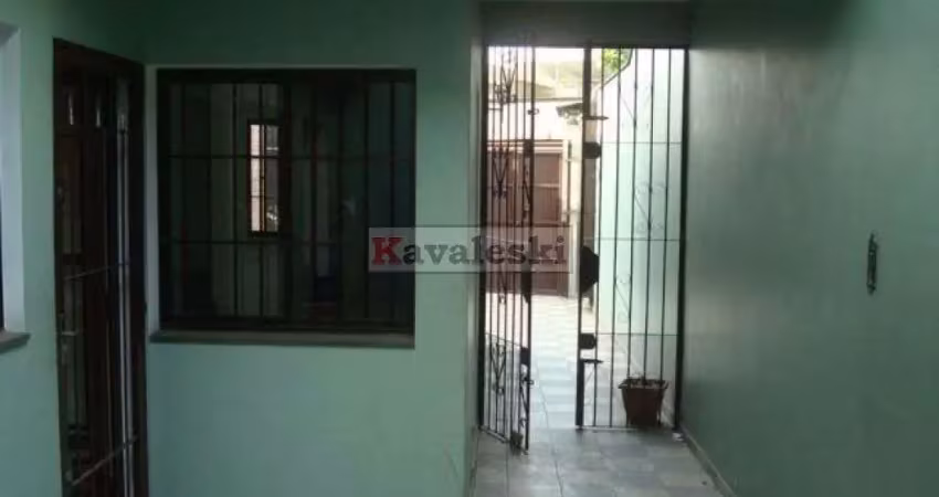 Sobrado com 2 Quartos e 4 banheiros , 140 m² !