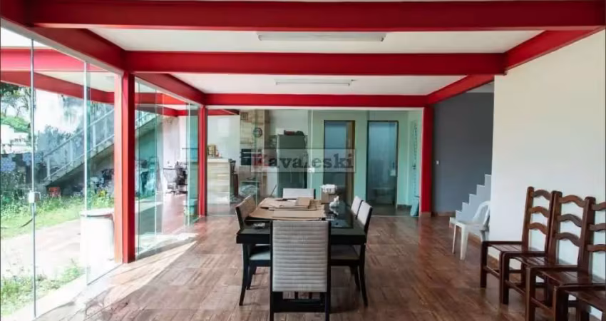 Sobrado impécável com 5 dormitórios 4 suites 3 vagas - quintal imenso com área gourmet- imperdível