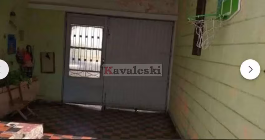 Casa Térrea próx metrô - 3 dormitórios 4 vagas de garagem, quintal - ac Permuta