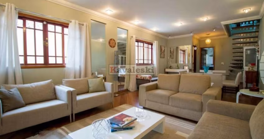 Sobrado com 286m² na Aclimação. Confira !!!