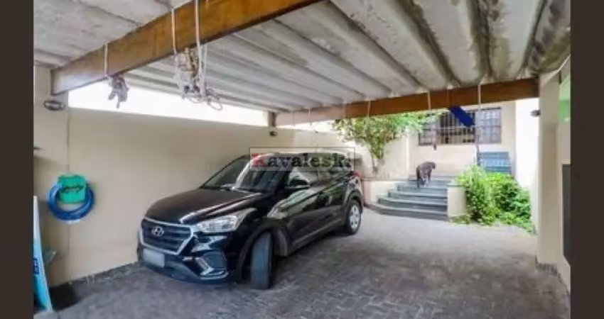 Sobrado à venda com 350m², 4 quartos e 2 vagas