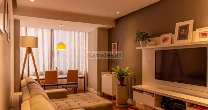 Apartamento reformado ao lado do metrô- 2 dormitórios 85 metros
