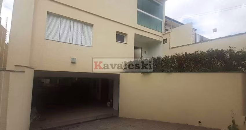 SOBRADO 4 SUITES - QUINTAL - 12 VAGAS DE GARAGEM- MIOLO DO  JARDIM DA SAÚDE
