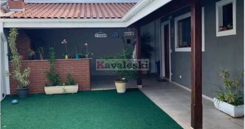Sobrado maravilhoso 3 dormitórios 1 suite 4 vagas - quintal grande- acesso metrô Sacomã