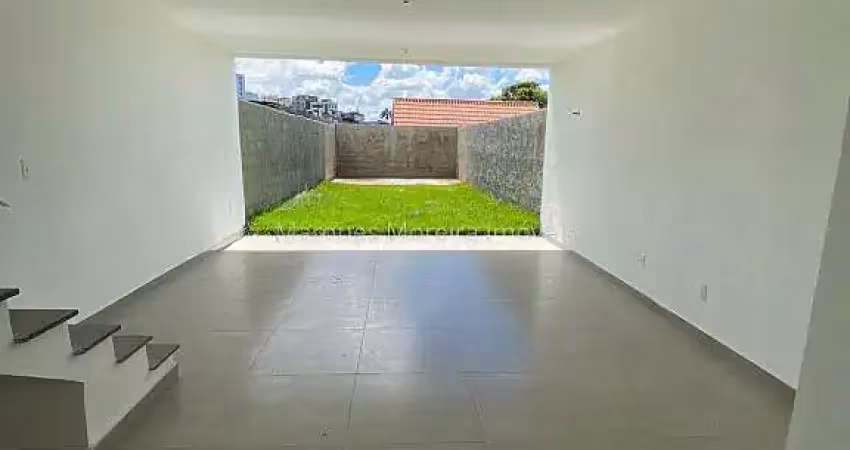 Casa nova com 3 quartos a 250 metros do portão da ufjf em são pedro.
