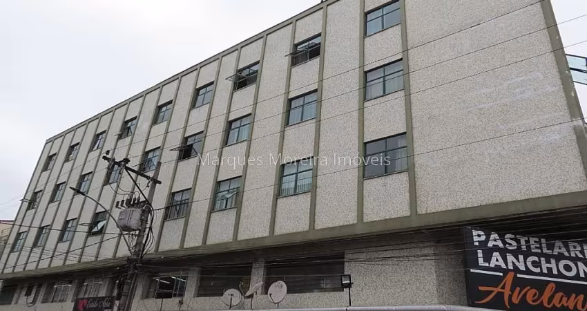 Apartamentos de dois quartos no centro de Juiz de Fora (R$159.900,00)