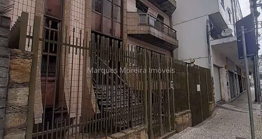 Cobertura para venda no Alto dos passos.