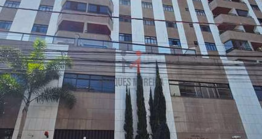 Apartamento de 3 Quartos com Suíte