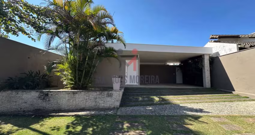 Casa dos Seus Sonhos no Condomínio São Lucas!