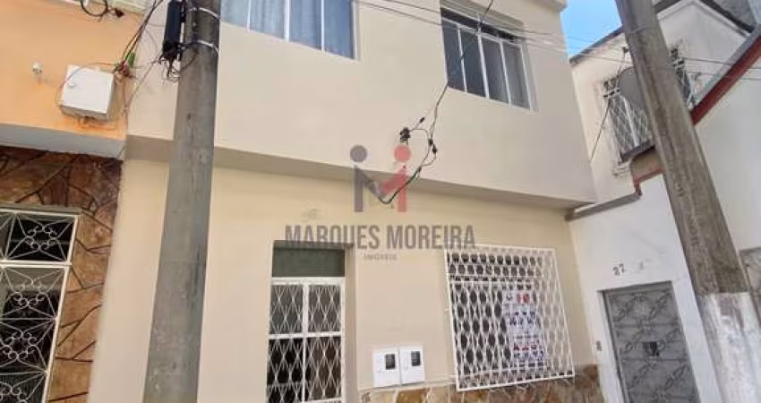 Excelentes Casas no Centro.