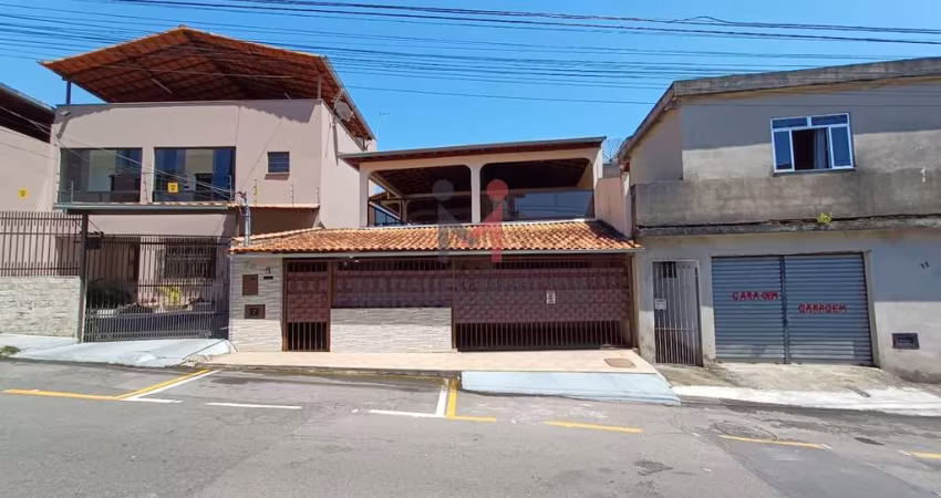 Casa espetacular no bairro Democrata
