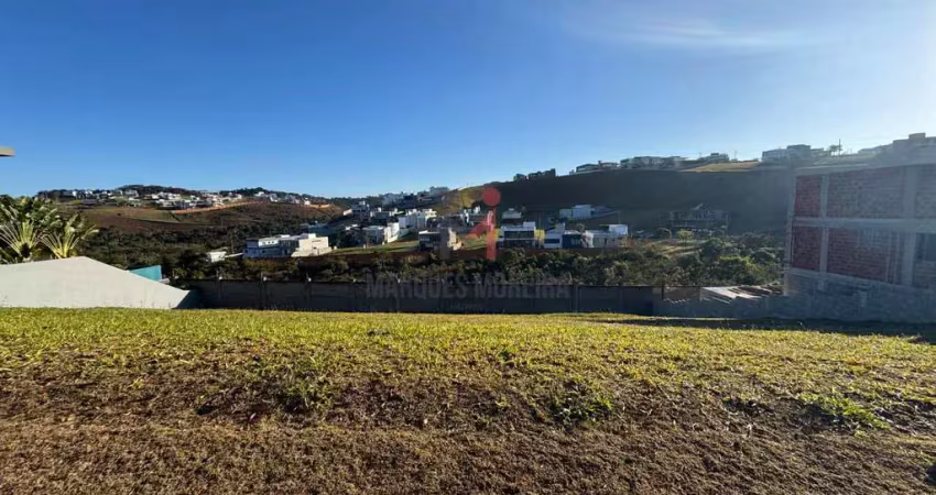 Lote alto padrão no alphaville – sol o dia todo e implantação inteligente