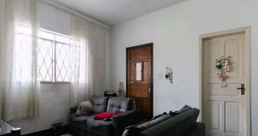 Casa com 3 quartos à venda na Rua Juvelina Ferreira de Assis, 89, Vila Carrão, São Paulo