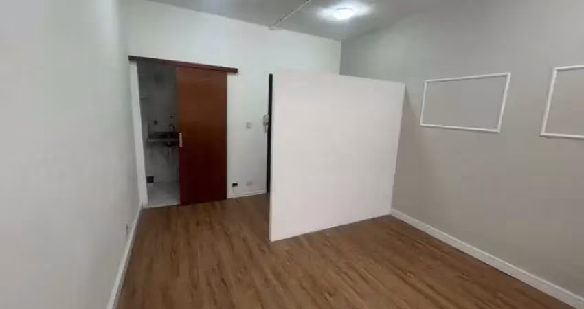 Sala comercial com 1 sala para alugar na Rua Conselheiro Furtado, 263, Liberdade, São Paulo