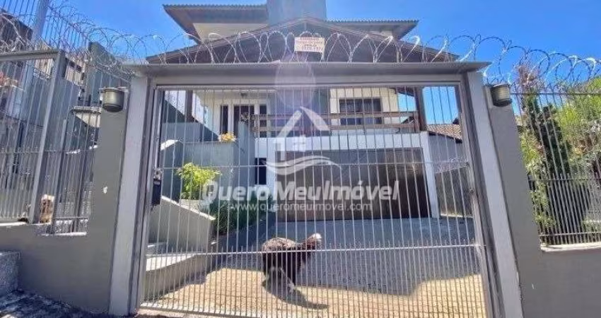 Casa com 4 quartos à venda na Rua Cubilai Schio, 176, Nossa Senhora da Saúde, Caxias do Sul