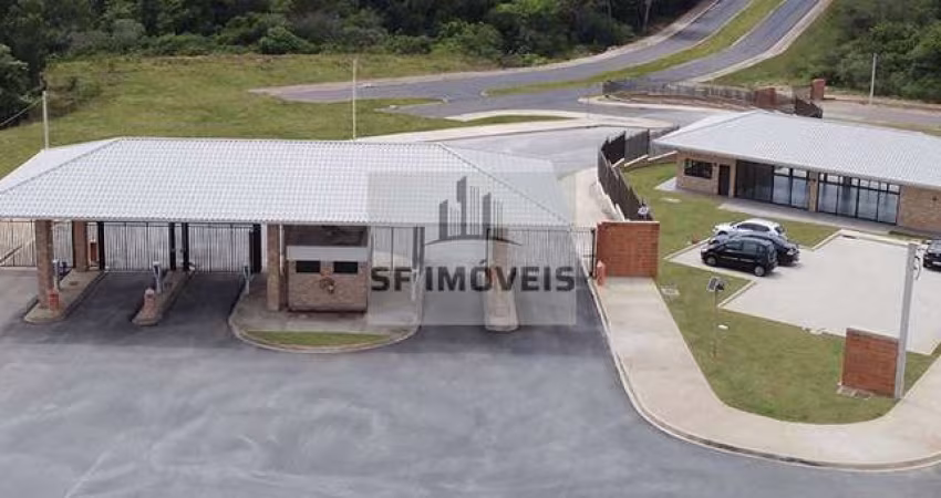 Excelente casa térrea, 130m², 3 dormitórios, 1 suíte, à venda no Villágio Wanel.