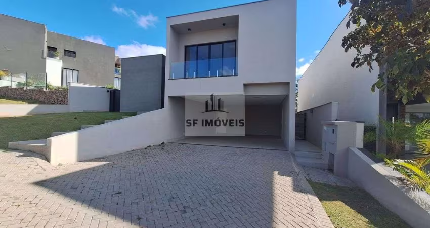 Excelente sobrado de 340m², 4 dormitórios, 3 suítes, para locação ou venda