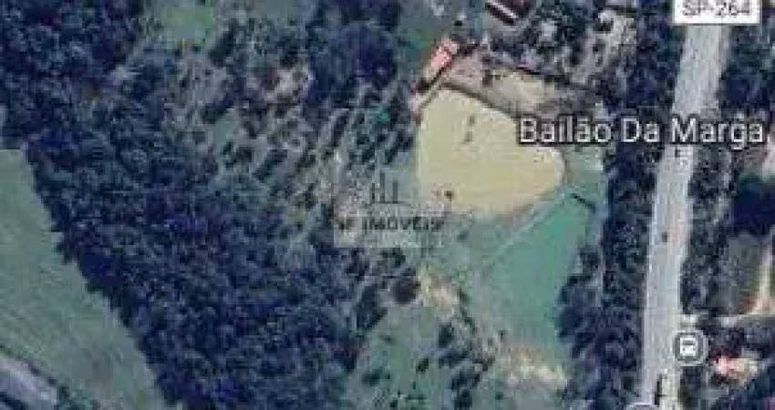 Belíssimo sítio de 2 alqueires, à venda, na beira da rodovia em salto pirapora