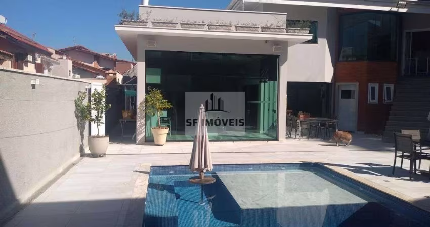 Sobrado 4 suítes máster à venda, 650m² por R$3.300.000, Cond. Granja Olga 1