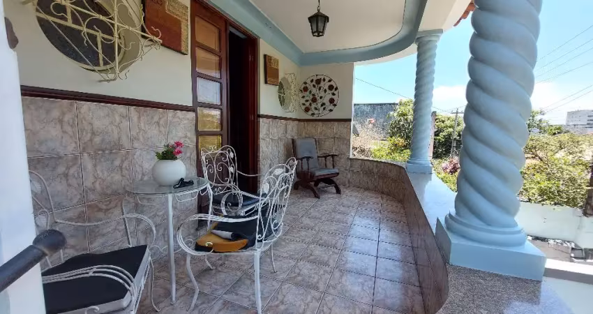 Casa À Venda Com 4 Quartos 337m², Área Do Terreno 700m² – Fonseca – Niterói/RJ