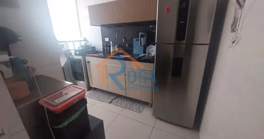 Apartamento charmoso e completo à venda 02 quartos no centro comercial