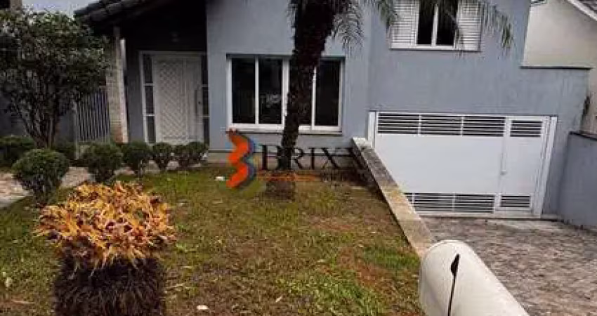 Casa condomínio com 03 dormitórios á venda /locação-arujá 5-arujá