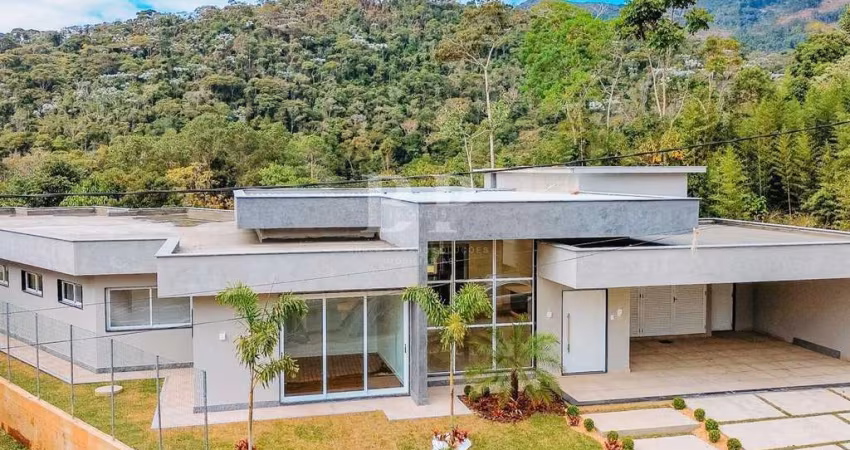 Casa em Condomínio para Venda em Teresópolis, Quebra Frascos, 4 dormitórios, 4 suítes, 5 banheiros, 4 vagas