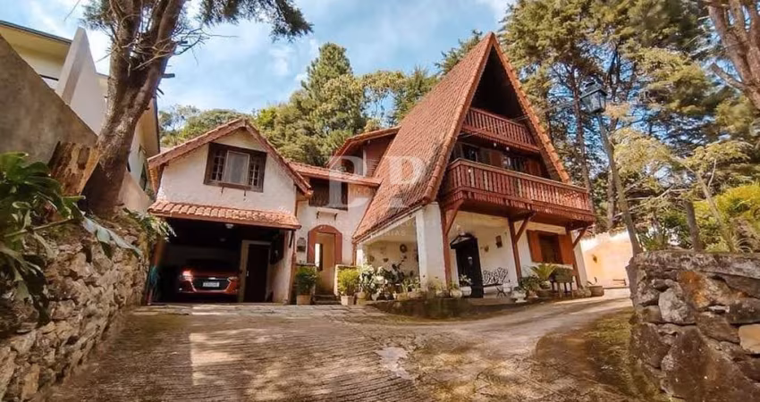 Casa para Venda em Teresópolis, Cascata dos Amores, 3 dormitórios, 2 banheiros, 3 vagas
