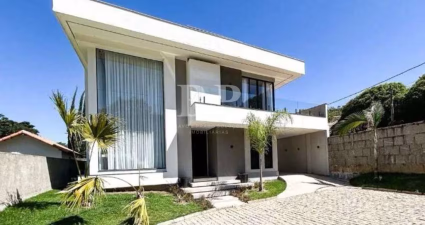 Casa em Condomínio para Venda em Teresópolis, Parque do Imbuí, 4 dormitórios, 1 suíte, 3 banheiros, 2 vagas