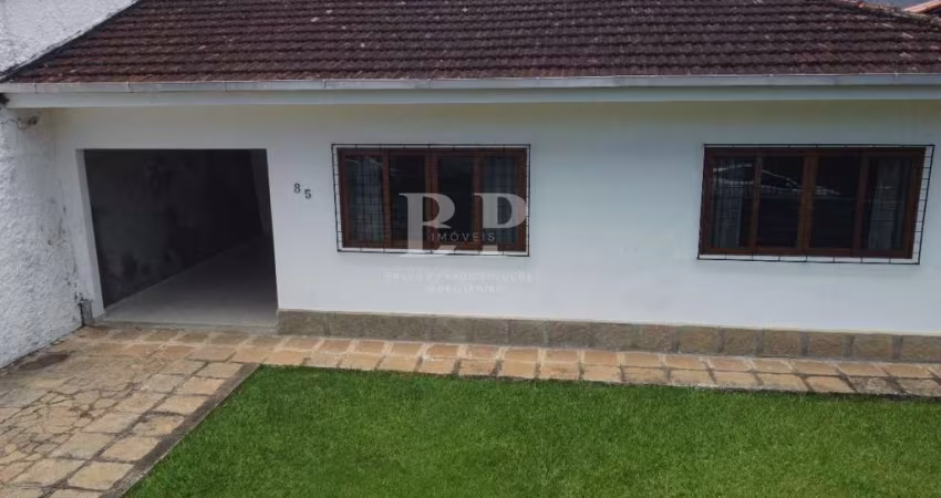 Casa para Venda em Teresópolis, Fazendinha, 3 dormitórios, 1 suíte, 3 banheiros, 2 vagas