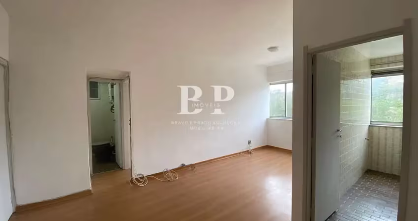 Apartamento para Venda em Teresópolis, Várzea, 1 dormitório, 1 banheiro, 1 vaga