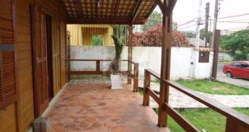 Casa para Venda - 110m², 3 dormitórios, sendo 1 suites, 3 vagas - Nonoai