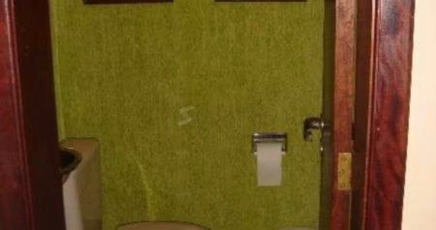 Casa para Venda - 500m², 4 dormitórios, sendo 1 suites, 1 vaga - Imperial Parque