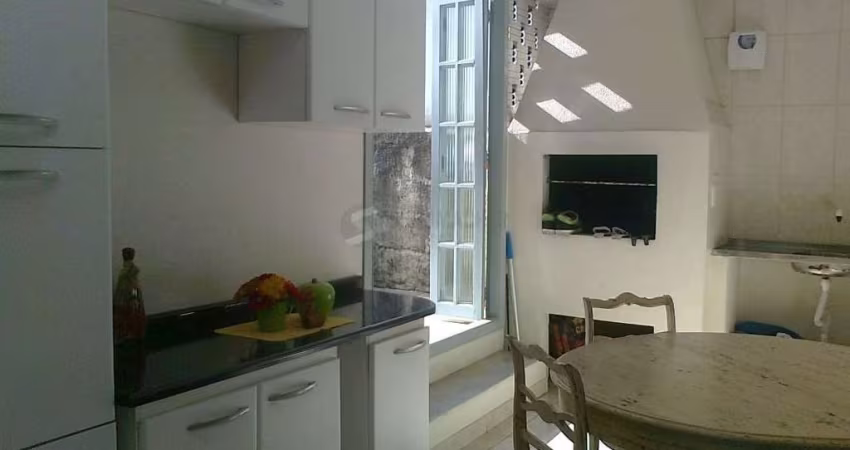 Casa 75m² 3 dorm. 1 varanda, 1 vaga Jardim Sabará - Porto Alegre