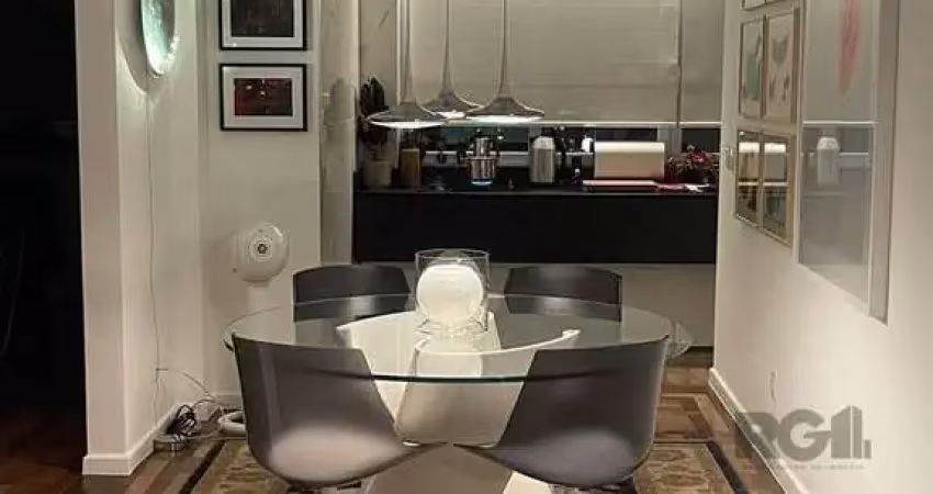Apartamento a venda 2 dormitórios e uma suíte no bairro rio branco em porto alegre