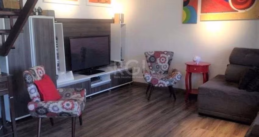 Casa para Venda - 130m², 3 dormitórios, sendo 2 suites, 6 vagas - Nonoai