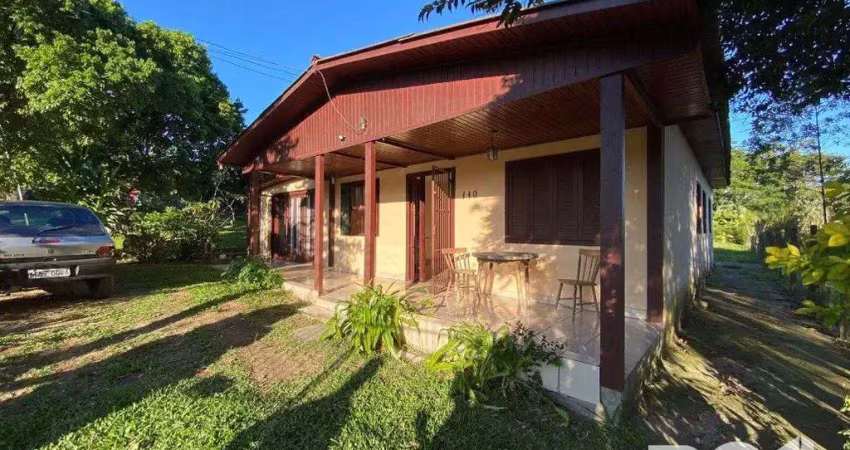 Casa com 3 quartos à venda na Beco do Nunes Costa do Cerro, 176, Lageado, Porto Alegre