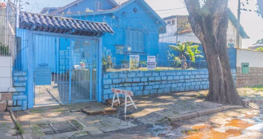 Casa para Venda - 165m², 3 dormitórios, 4 vagas - Santa Tereza