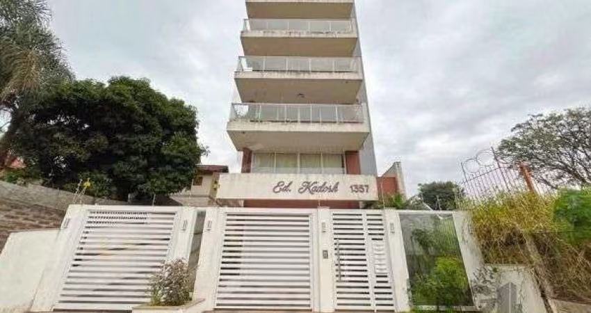 Apartamento em Porto Alegre, no bairro Tristeza, com 3 dormitório(s), e 3 banheiros, à venda.