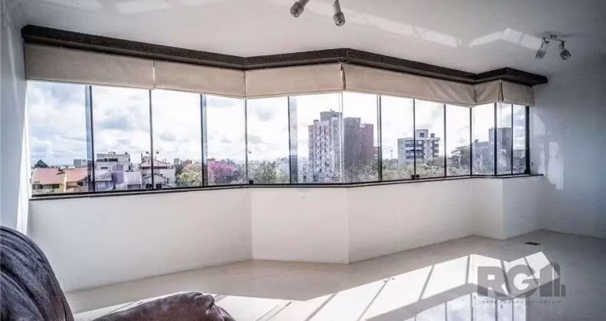 Excelente cobertura de 255m² com 3 dormitórios e 2 vagas.