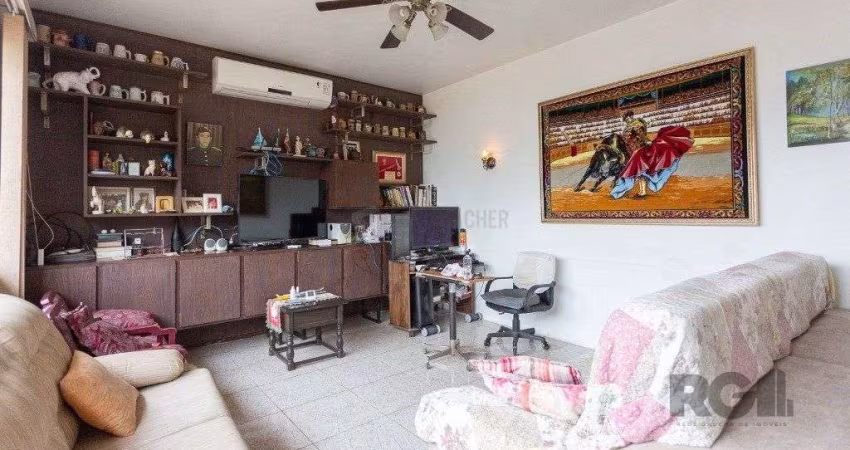 casa de 4 dormitórios no bairro cavalhada
