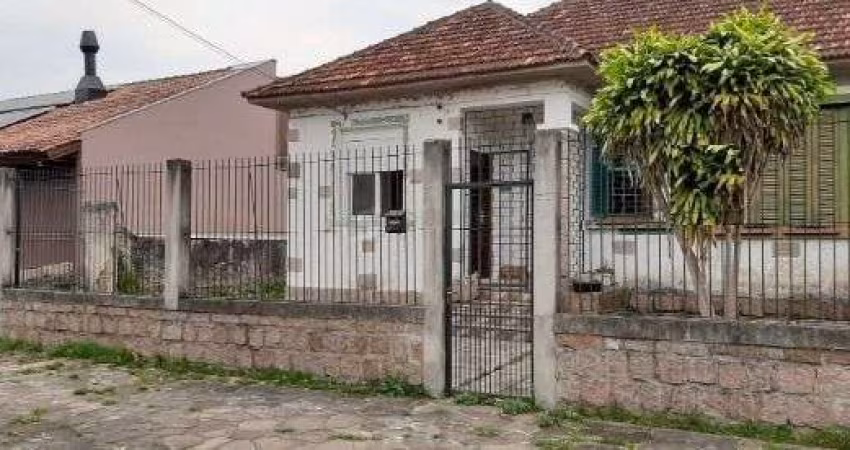 Casa para Venda - 135m², 3 dormitórios, sendo 1 suites, 5 vagas - Ipanema