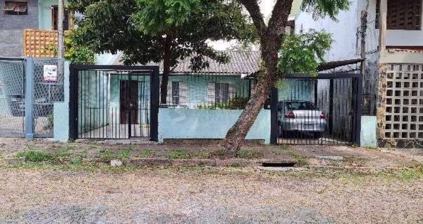 Casa para Venda - 85m², 3 dormitórios, 1 vaga - Ipanema