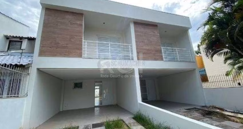 Casa para Venda - 137m², 3 dormitórios, sendo 1 suites, 2 vagas - Imperial Parque