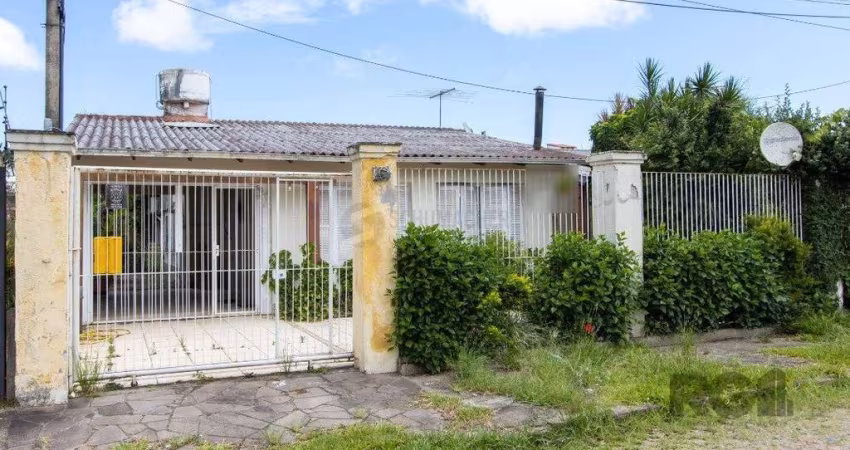 Casa para Venda - 239m², 5 dormitórios, sendo 1 suites, 2 vagas - Hipica